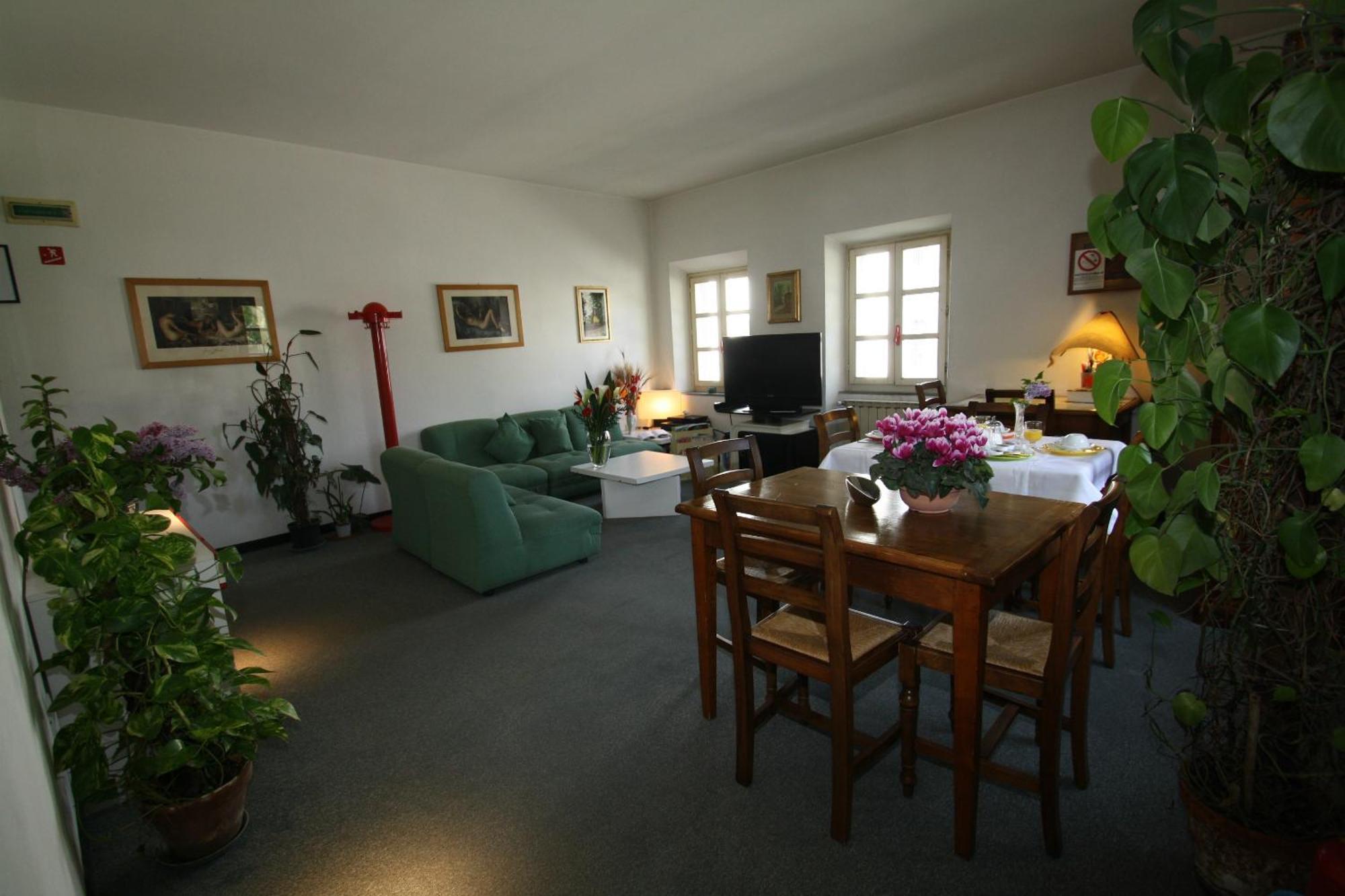 Hotel Calzaiolo Сан-Кашіано-ін-Валь-ді-Пеза Екстер'єр фото