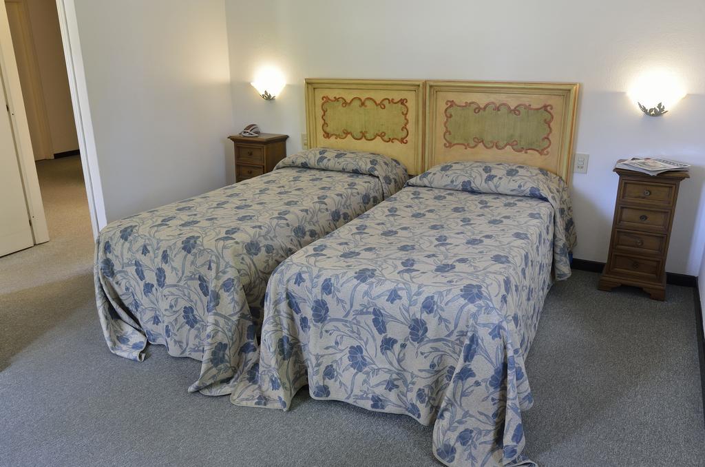 Hotel Calzaiolo Сан-Кашіано-ін-Валь-ді-Пеза Екстер'єр фото
