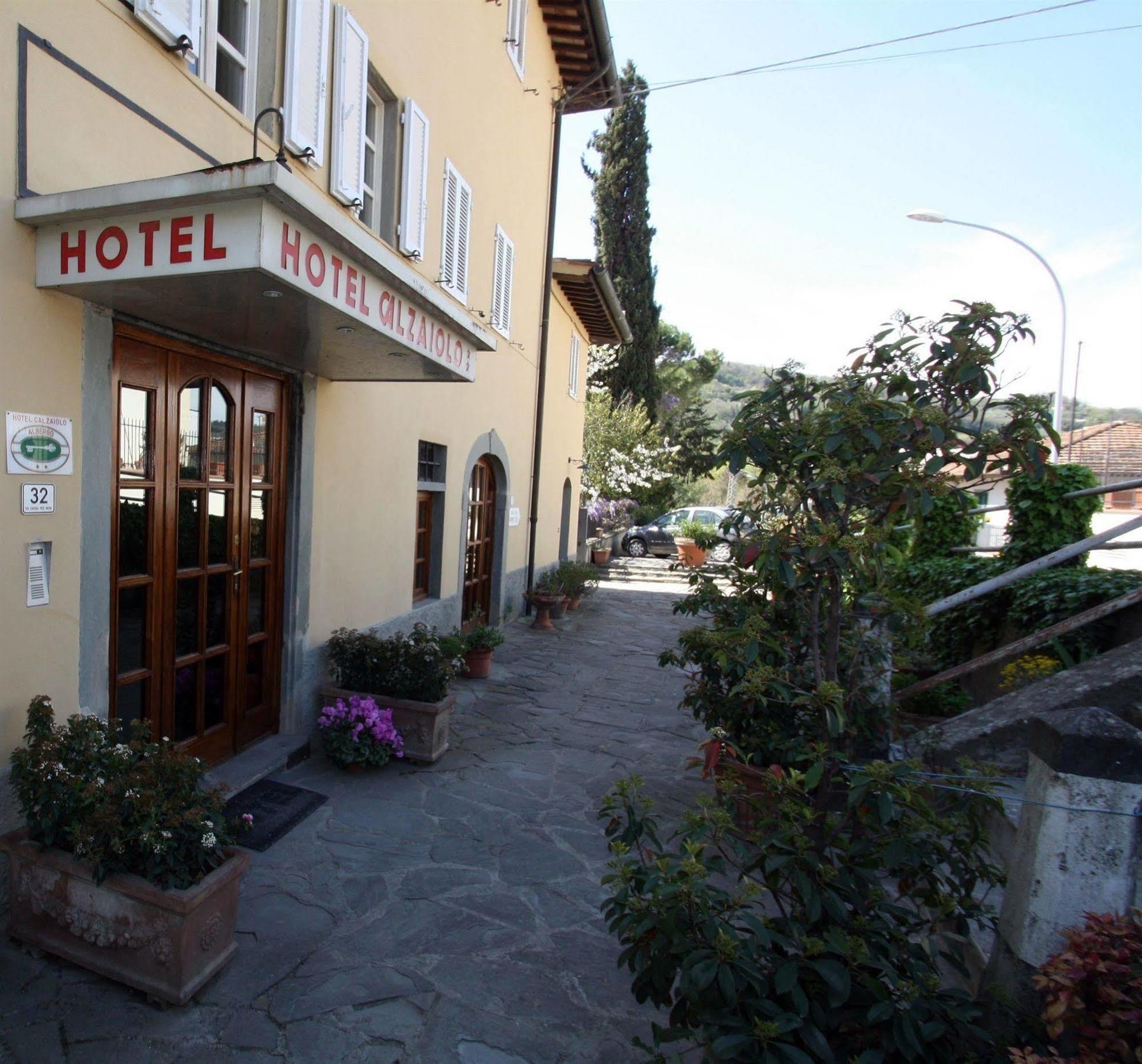 Hotel Calzaiolo Сан-Кашіано-ін-Валь-ді-Пеза Екстер'єр фото
